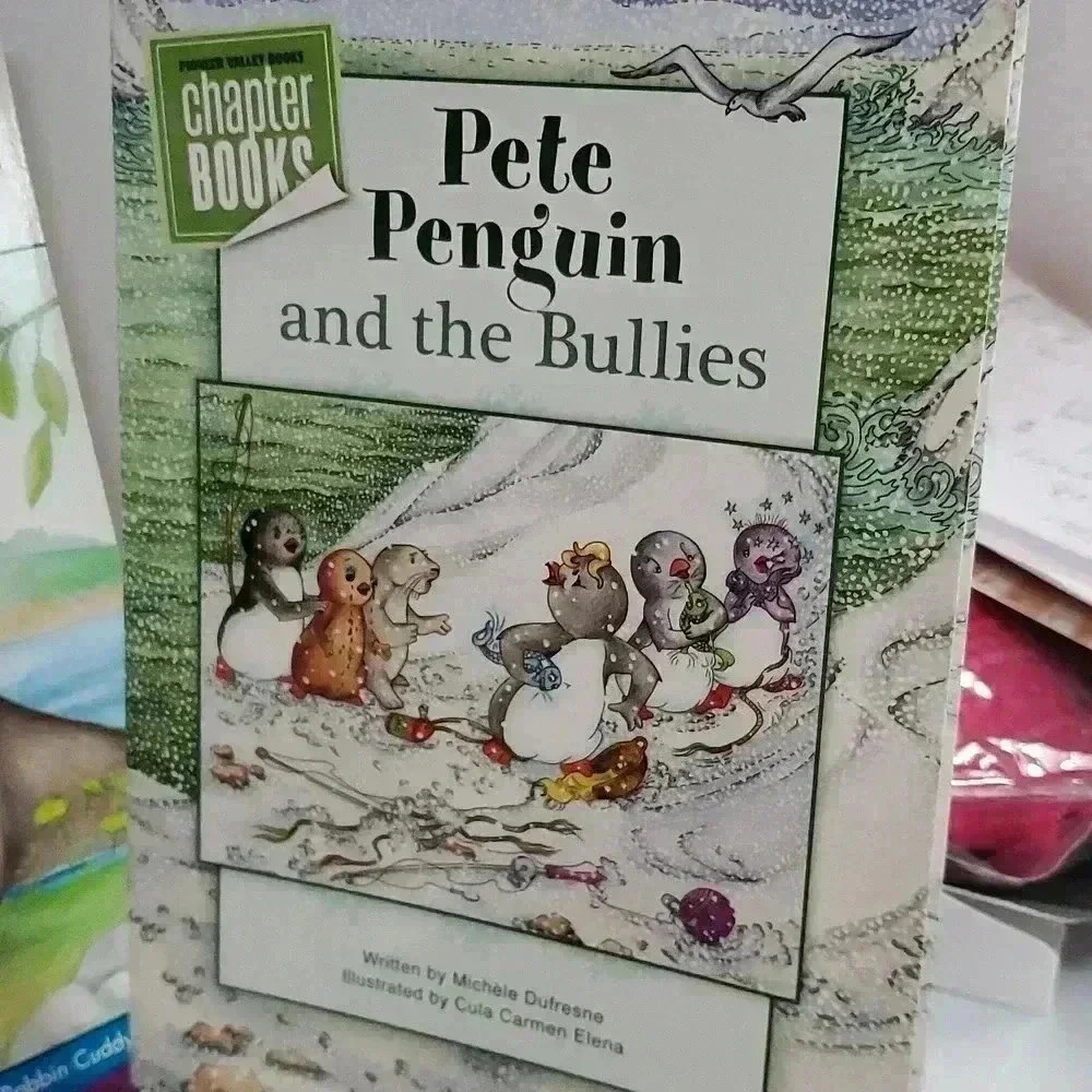 Books - Picture 4 of 7